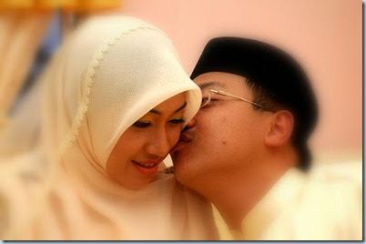 ciuman mesra