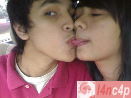ciuman romantis