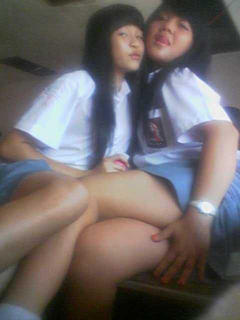 cinta laura bugil