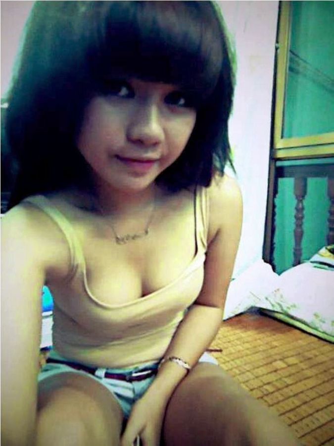 mahasiswi bugil