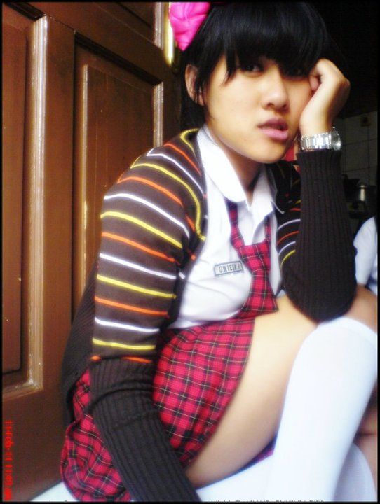 gambar istri selingkuh
