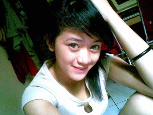 foto cewek cantik telanjang