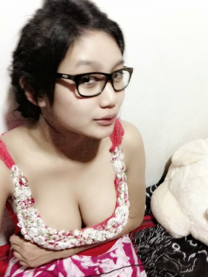 pamela safitri nipples