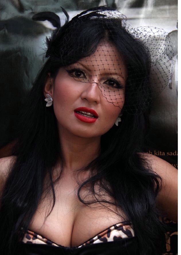 memek cantik