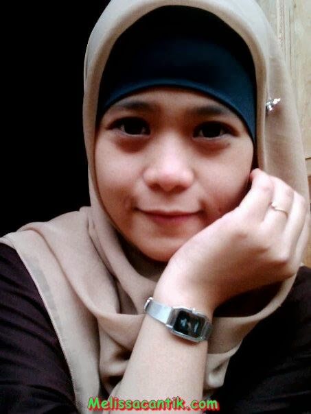 gadis bogor