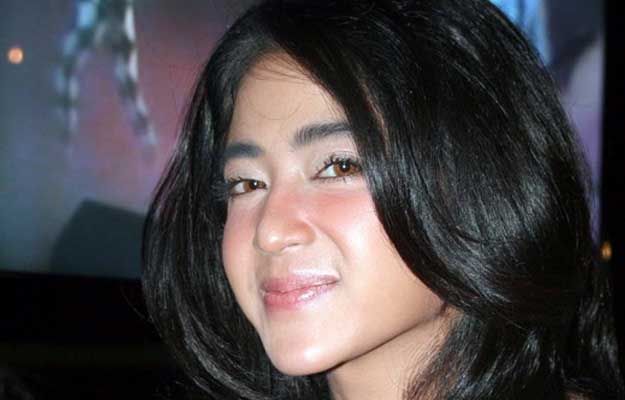 susu dewi persik