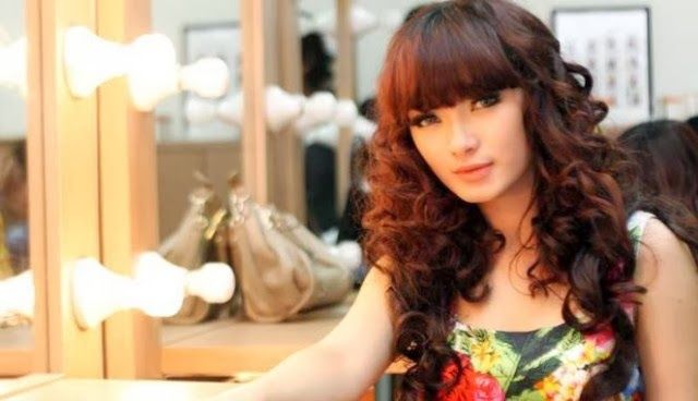foto panas zaskia gotik