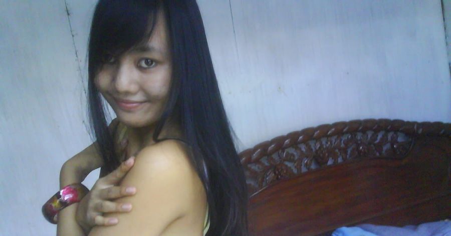 indah permatasari bugil