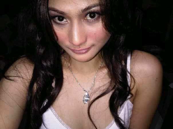 wanita telanjang bulat