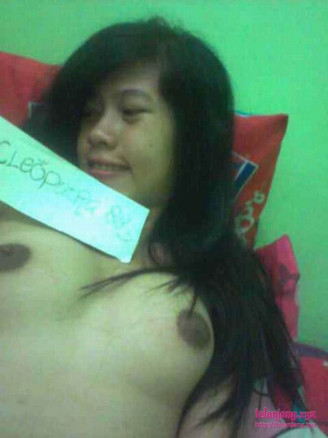 telanjang bugil