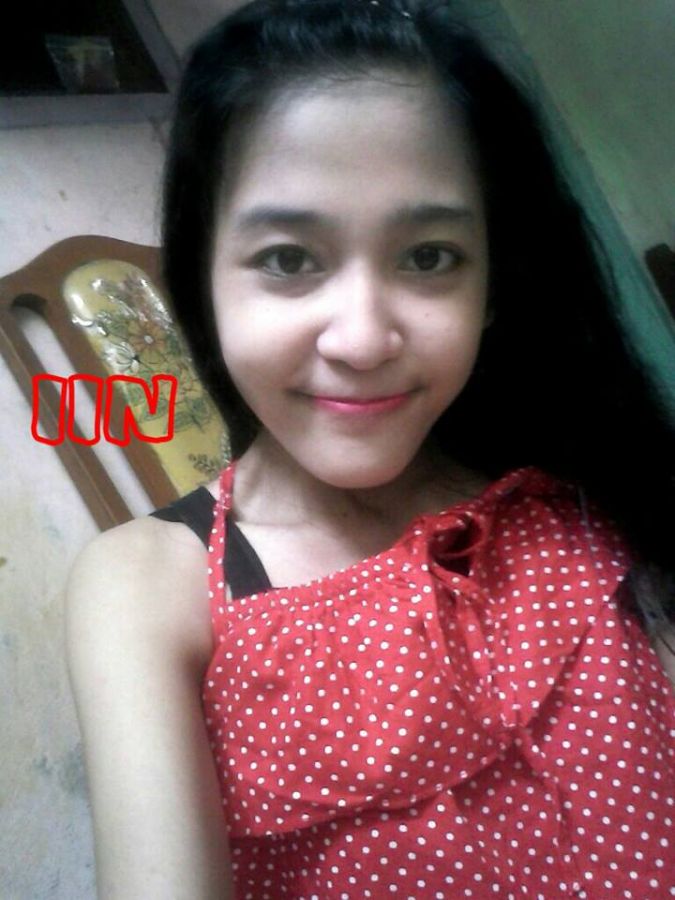 istri selingkuh di kamar mandi
