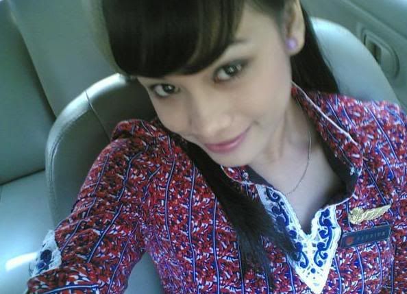 meja makan kayu