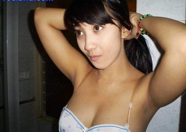 danielle udell gambar memek online