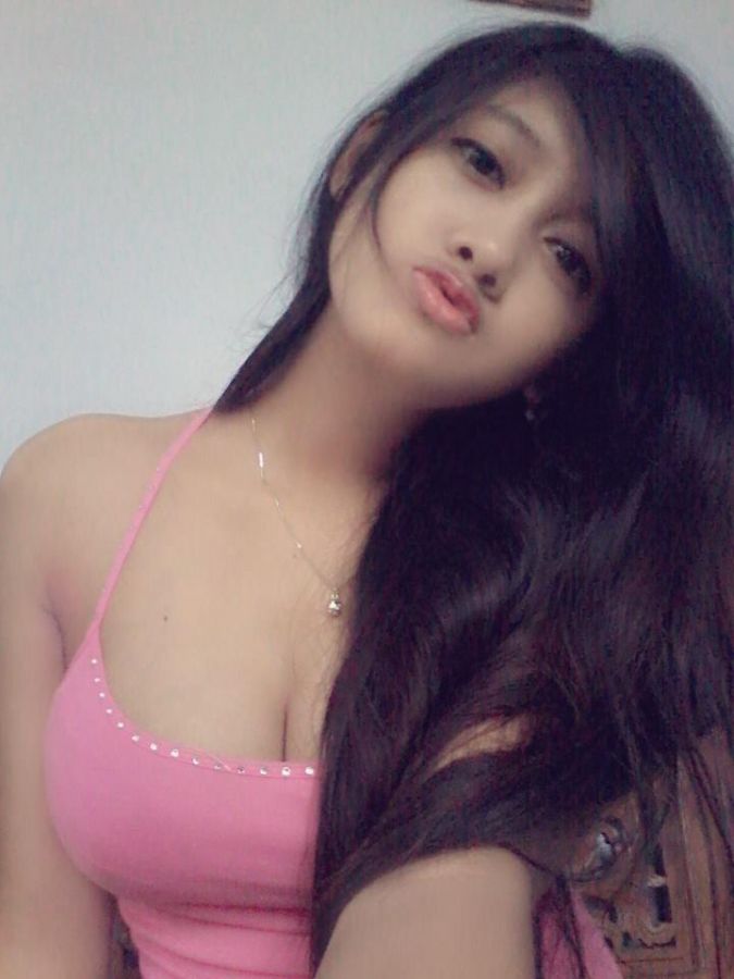 kontol masuk memek cewek bugil