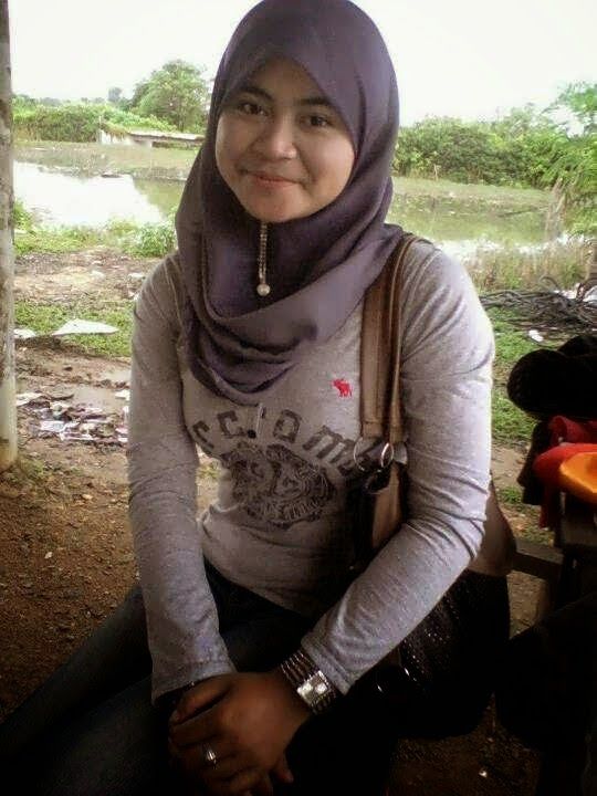 pamer toket gede