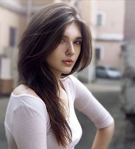 model rambut keriting