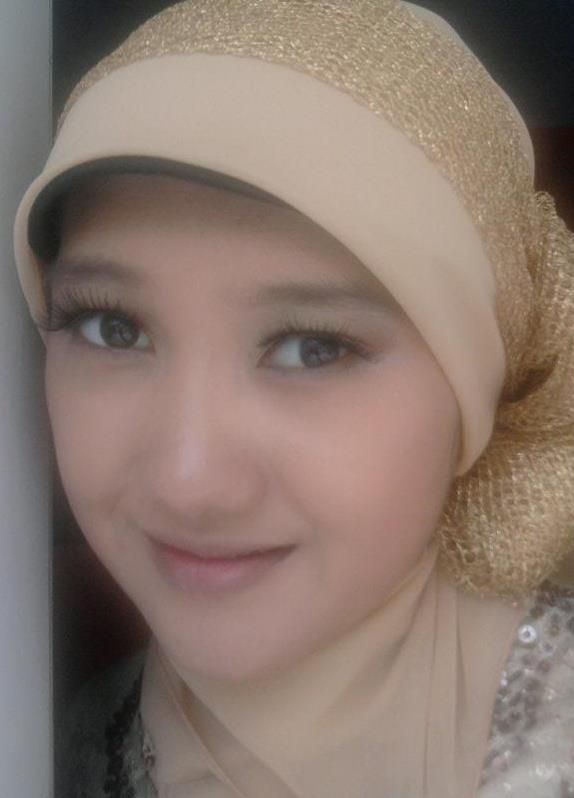 cewek jilbab narsis