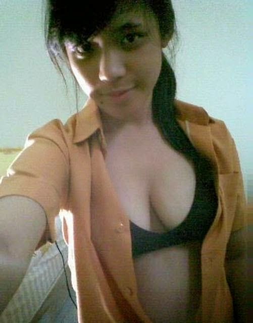 abg bugil ngangkang pamer memek