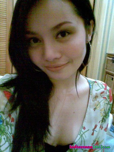 gambar hot aura kasih