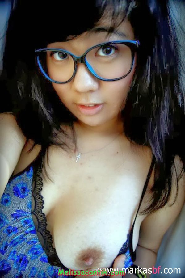 gadis bugil hot