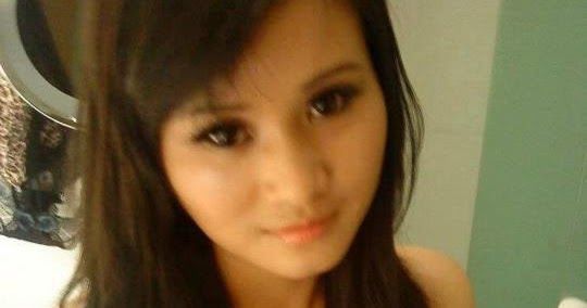 gadis belia bugil