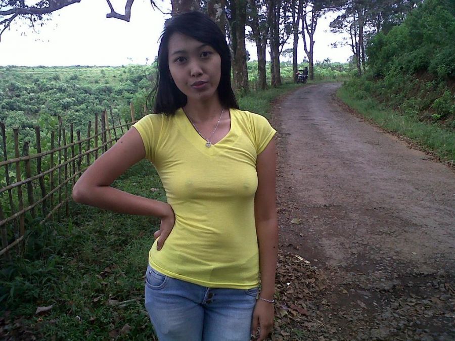 gadis sma bugil
