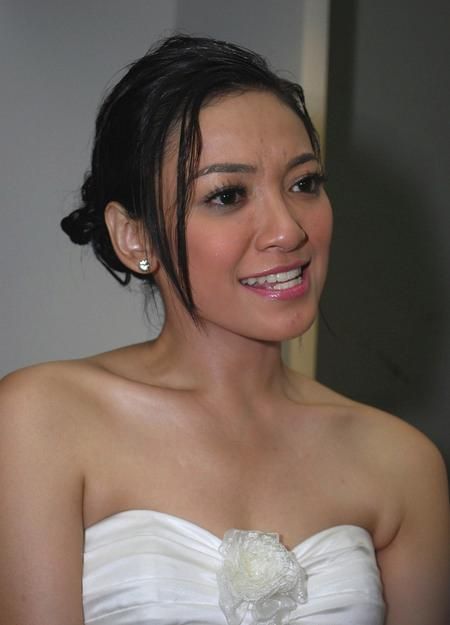 artis indonesia bugil syahrini
