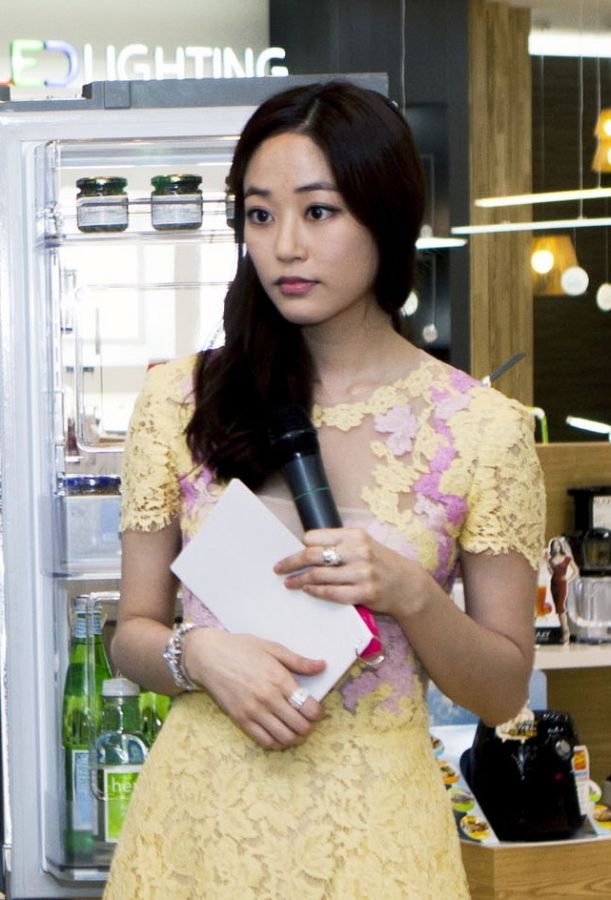 gambar syahrini telanjang