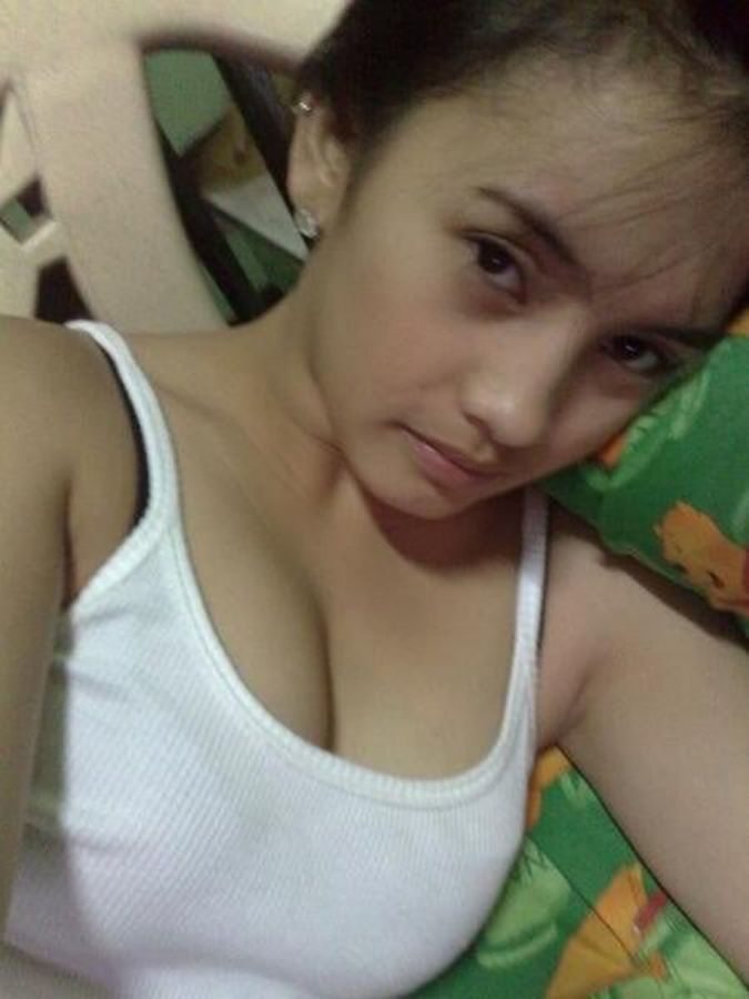 payudara besar cewek hot