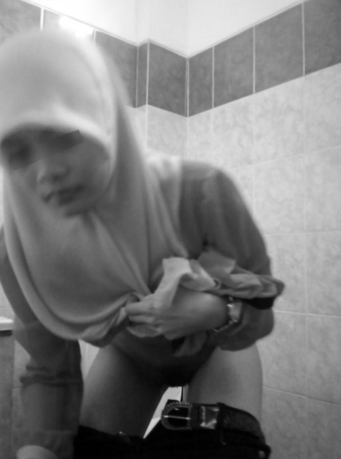 cewek telanjang bulat