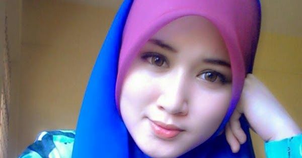 gambar wanita hot