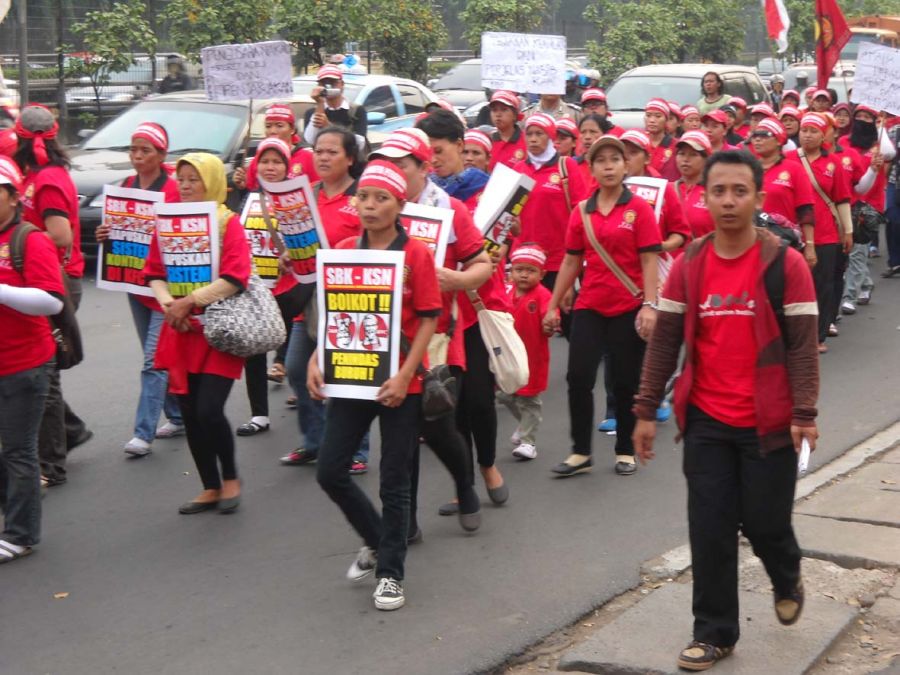 karyawan bugil