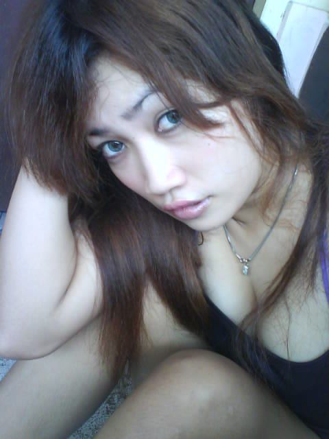 gadis cantik hot