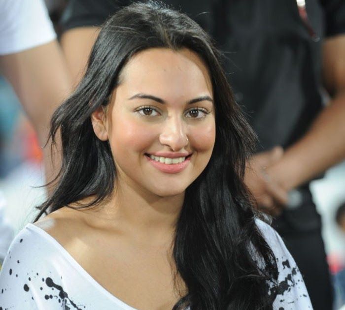 photo hot nafa urbach