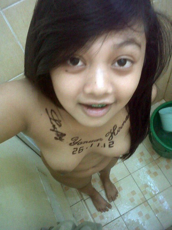 cewek bugil