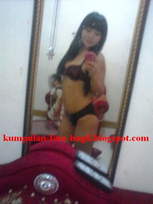 hesti penyanyi dangdut