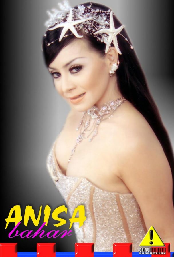 poto bugil syahrini