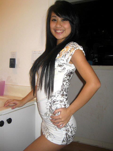 wanita hamil bugil