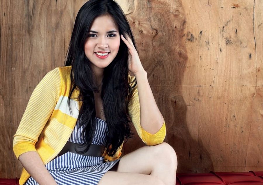 gambar artis luna maya telanjang bulat