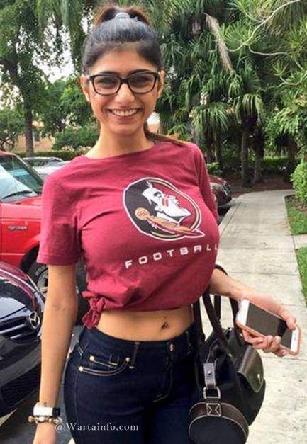 mia khalifa stepmom
