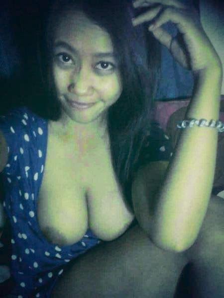 bugil montok dientot
