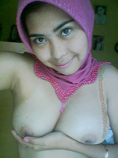 arti bulat telanjang toket gede