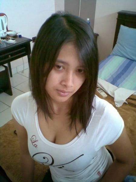 tetek gede