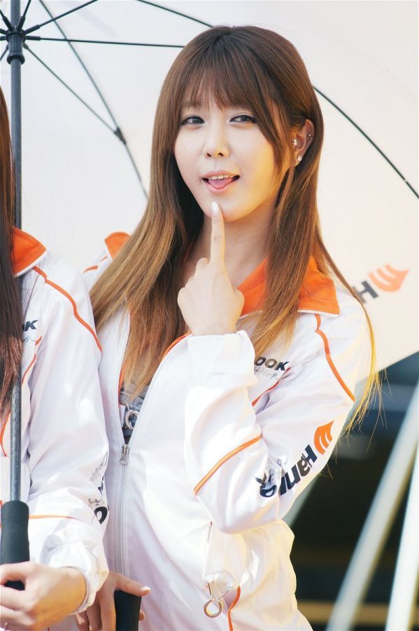 cewek cantik bugil