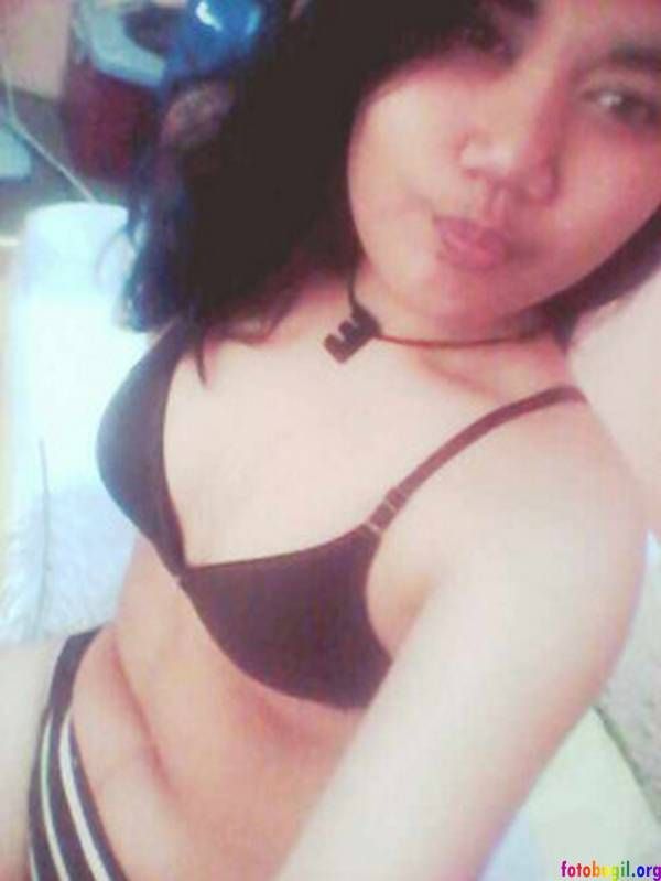 gadis cantik