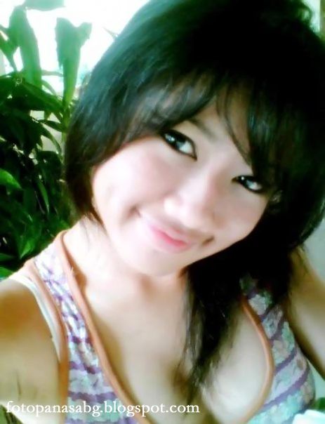 siswi ngangkang