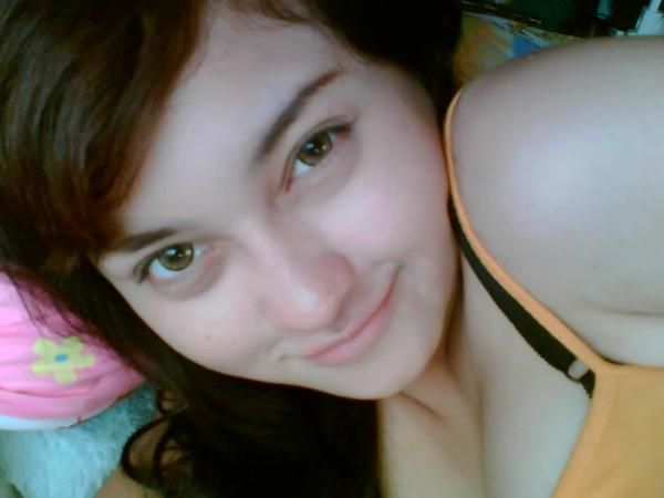 cewek bugil ngangkang