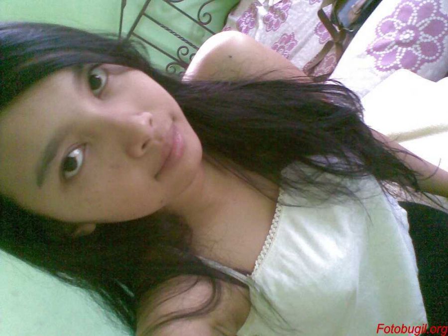 tocil bugil
