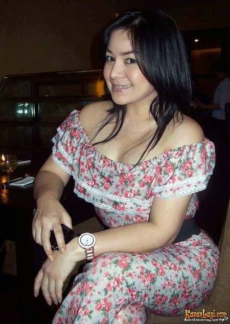 cewek cantik telanjang bulat