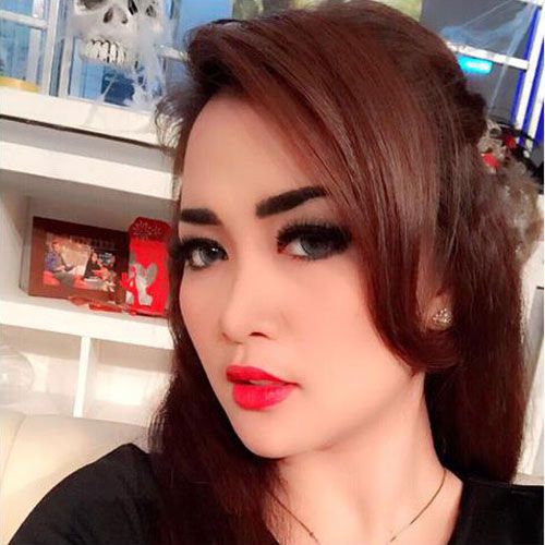 artis indonesia pakai bikini
